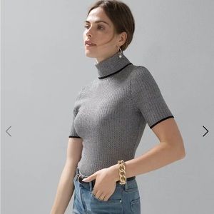 WHBM short Sleeve Turtleneck Black White size XS